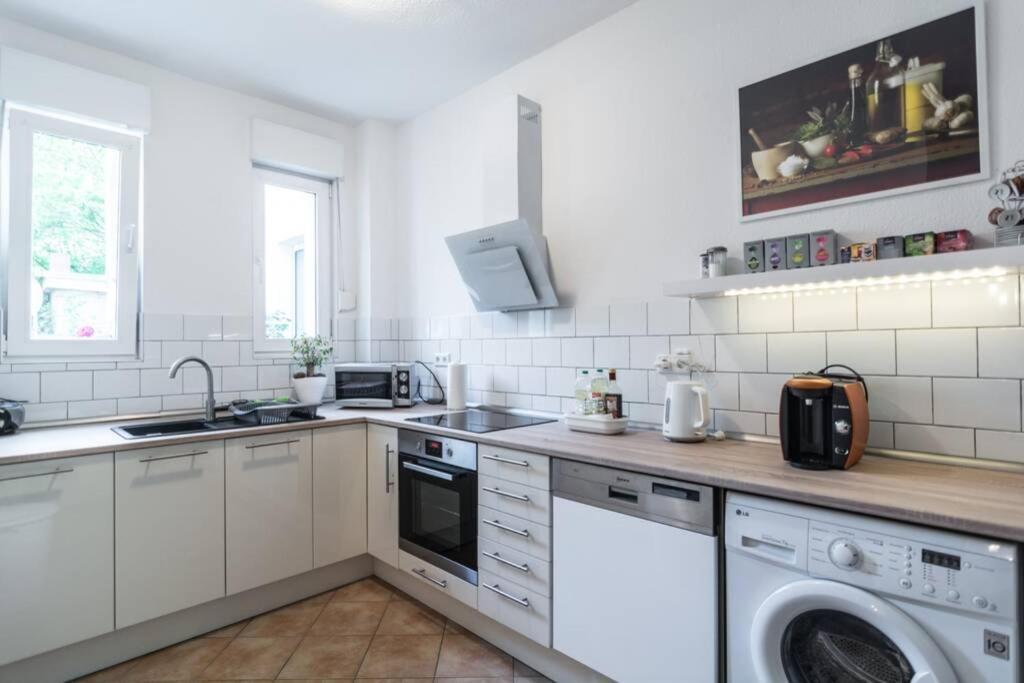 3 Schlafzimmer-2 Bäder- bis zu 7 Gäste Düsseldorf Exterior foto
