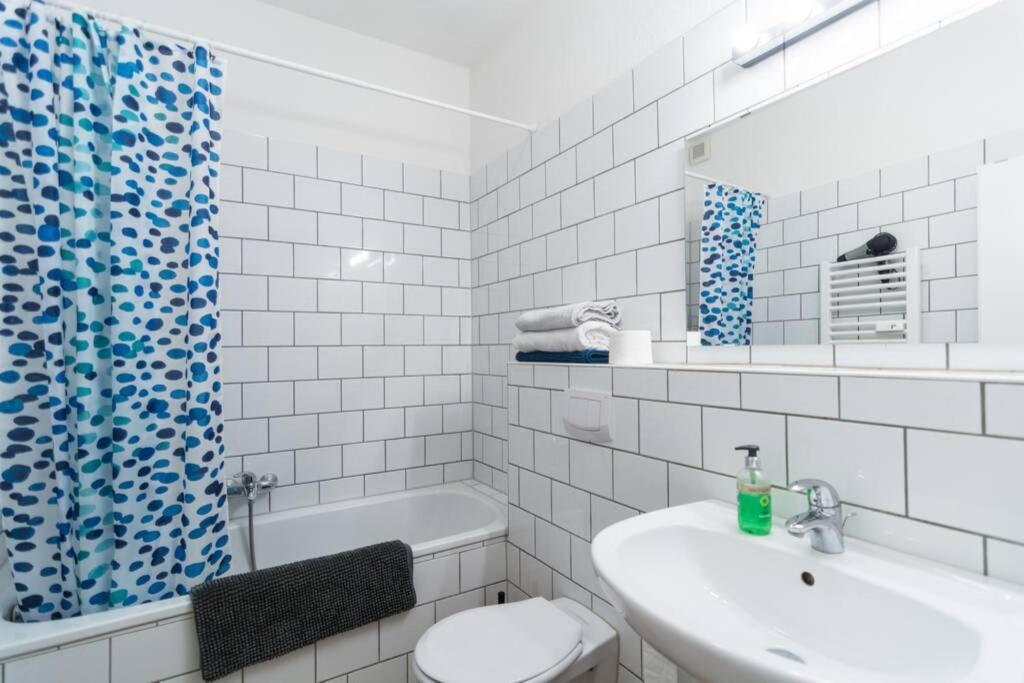 3 Schlafzimmer-2 Bäder- bis zu 7 Gäste Düsseldorf Exterior foto